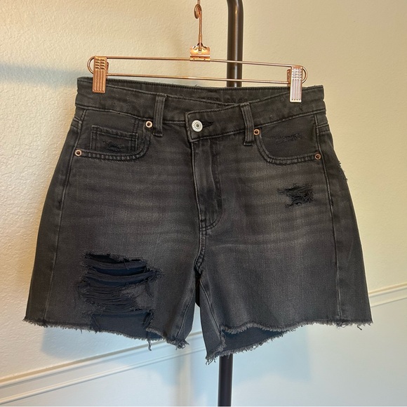 NWT American Eagle High Rise Crossover Waist Baggy Short Black Distressed Denim - Picture 7 of 16